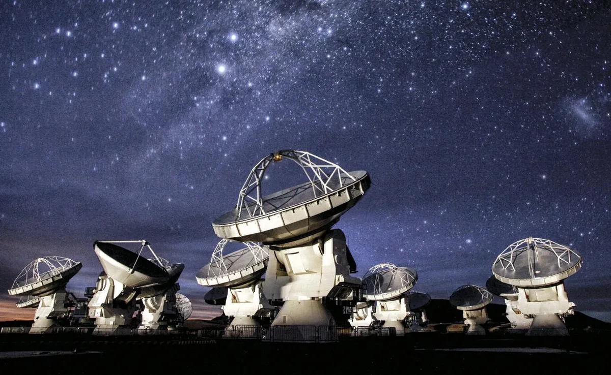 The Atacama Large Millimeter/submillimeter Array (ALMA) consists of 66 high-precision antennas locat