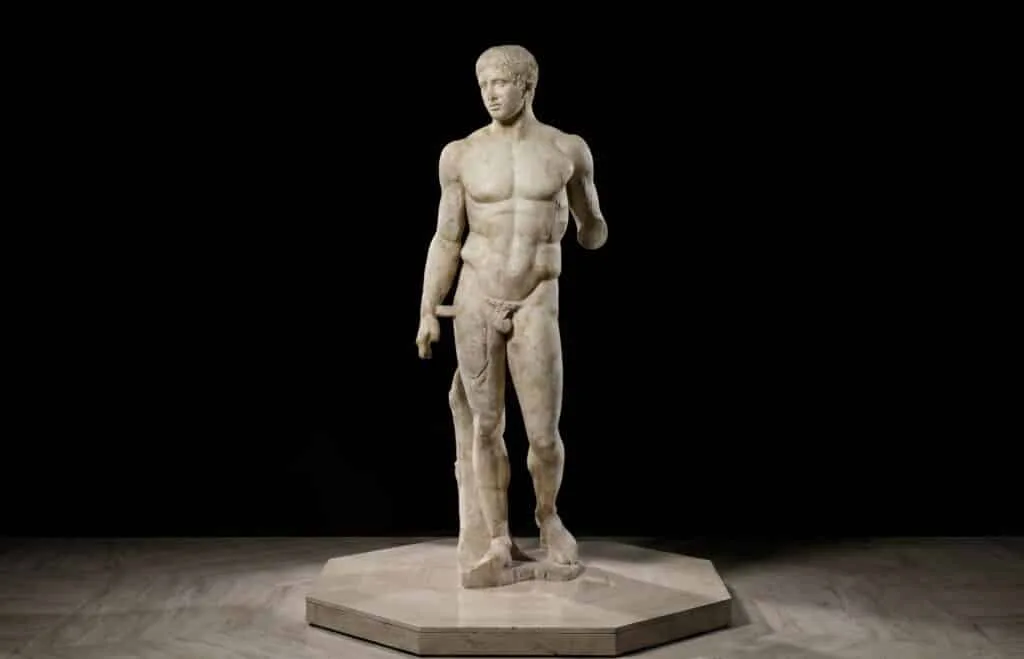 Polykleitos's Doryphoros, or 'Spear-Bearer,' is a prime example of Classical Greek body aesthetics f