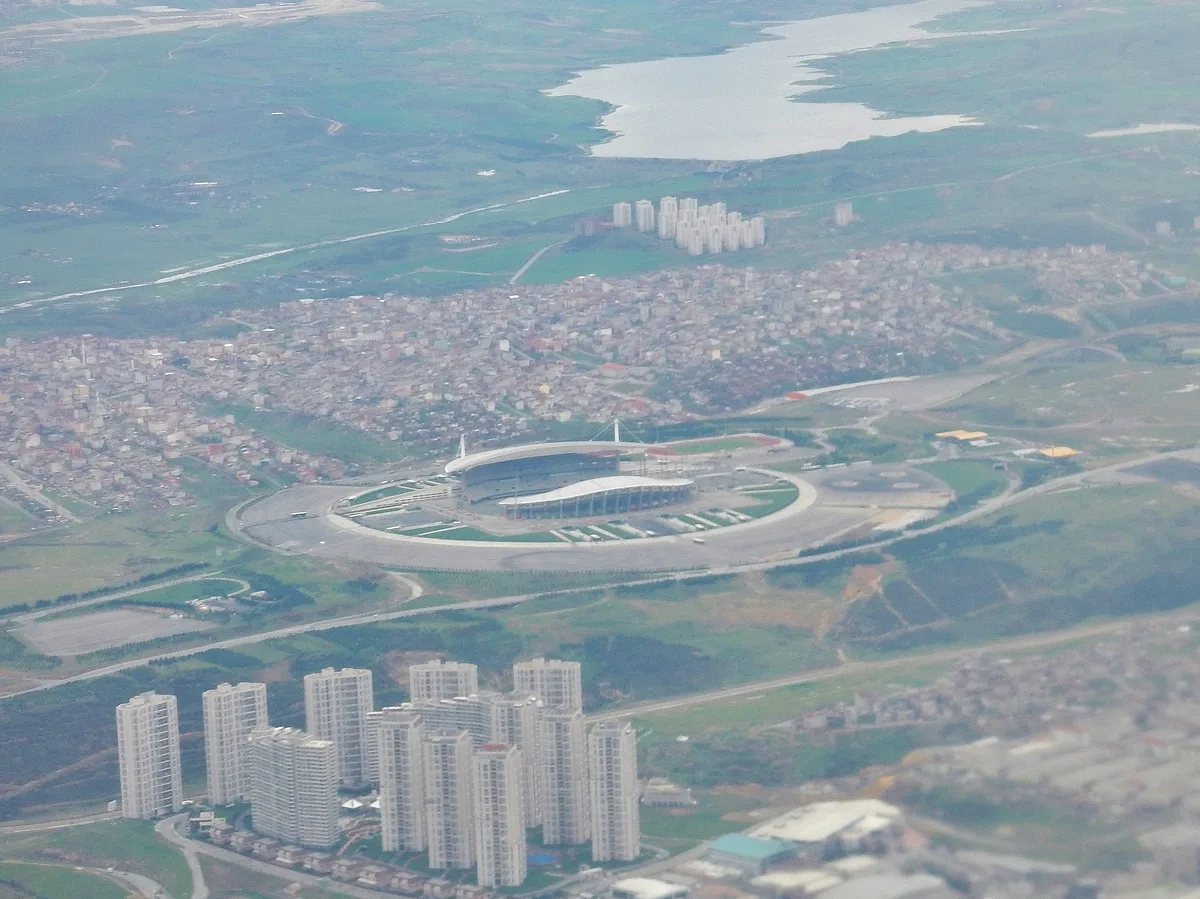 This colossal stadium, the largest in Turkey, is famously remembered for hosting the "Miracle of Ist