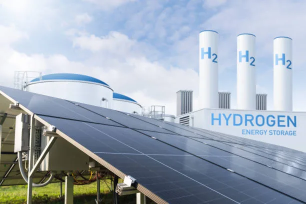 La inversión en proyectos de hidrógeno verde, incluyendo la fabricación de electrolizadores y las instalaciones piloto, alcanzó aproximadamente 10 mil millones de dólares en 2023, consolidándolo como un sector nuevo y en rápida expansión en la energía renovable.