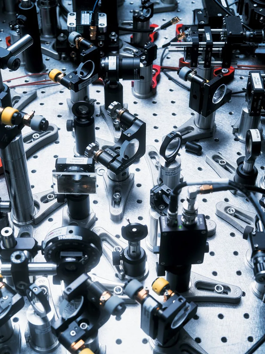 An atomic clock, like those coordinated by the Bureau International des Poids et Mesures (BIPM), is 