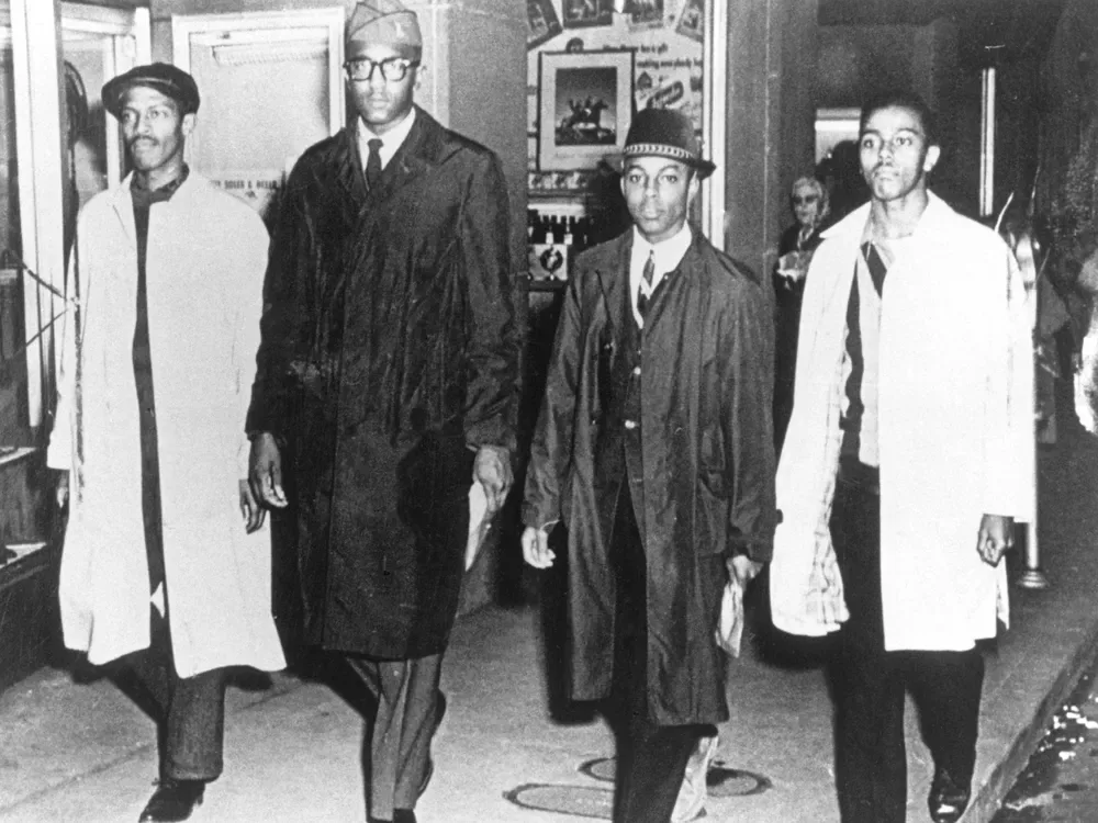 Le 1er février 1960, Ezell Blair Jr., David Richmond, Joseph McNeil et Franklin McCain ont initié un