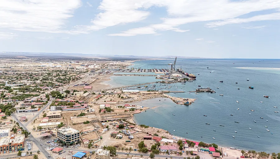 Le port de Berbera au Somaliland devrait devenir un hub crucial pour l'économie éthiopienne suite à la signature d'un récent protocole d'accord accordant à l'Éthiopie un accès à 20 kilomètres de côtes pendant 50 ans, dans le but d'assurer un accès maritime vital à la nation enclavée.