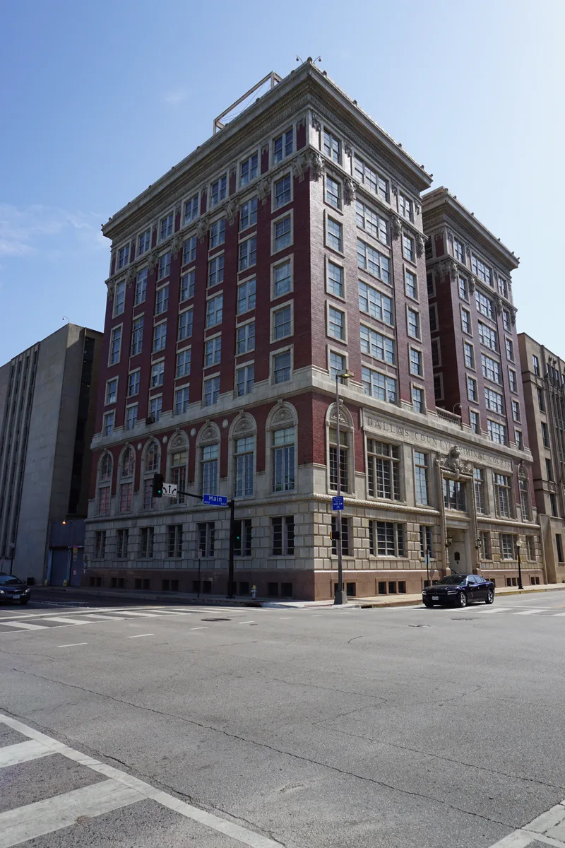 The Dallas County District Court, located in the historic Dallas County Courthouse, is where many si