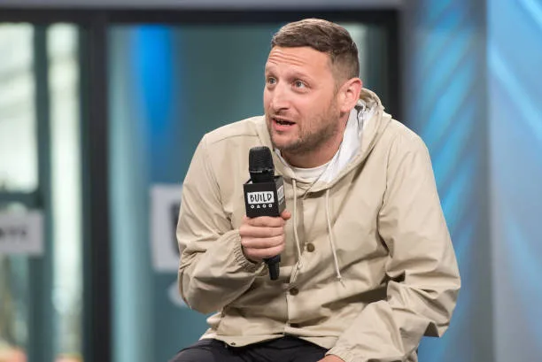 Tim Robinson, known for his unique comedic voice, was a key creative partner with Sam Richardson on 