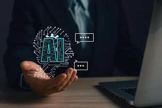 L'intelligenza artificiale (AI) sta rapidamente cambiando il panorama dell'attivismo sui social media, offrendo potenti strumenti