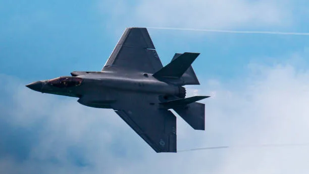 The F-35 Lightning II is a cutting-edge fifth-generation stealth fighter developed by Lockheed Marti