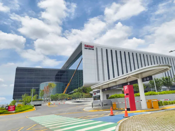 The Taiwan Semiconductor Manufacturing Company (TSMC) is the world's largest contract chipmaker, pro